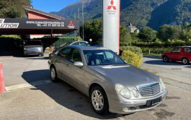 MERCEDES-BENZ E320 Avantgarde 4Matic Automatic
