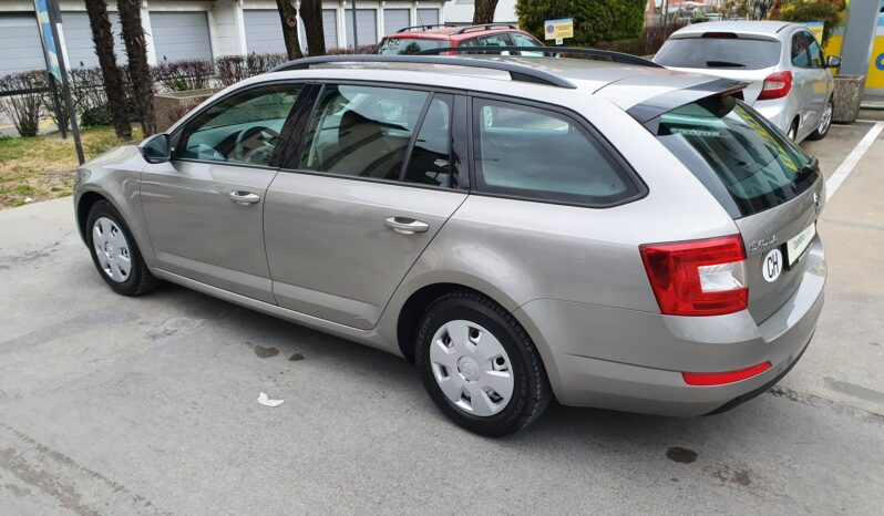 Skoda Octavia Combi 1.6 TDI GreenLine (Station Wagon) pieno