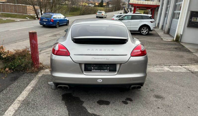 Porsche Panamera 4S pieno