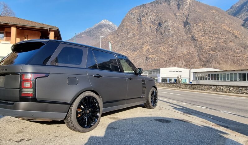 Range Rover LWB 5.0SC V8 AUTOBIOGRAPHY pieno