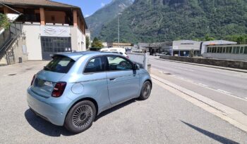 Nuovo FIAT 500 2022 pieno