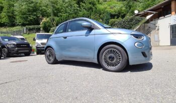 Nuovo FIAT 500 2022 pieno