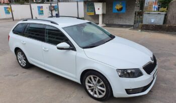 Skoda Octavia Combi 1.6 TDI Fresh 4×4 (Station Wagon) pieno