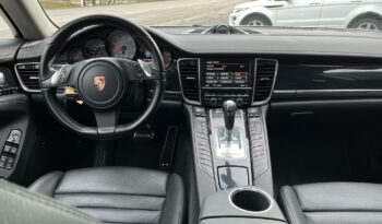 Porsche Panamera 4S pieno