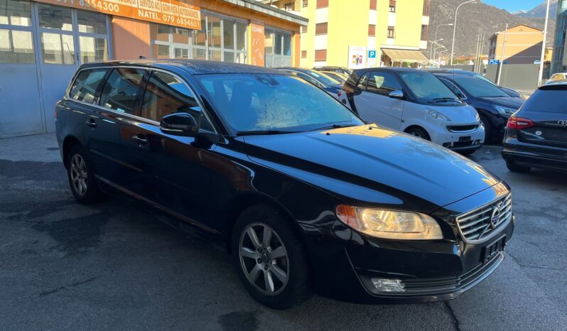 VOLVO V70 D3 Kinetic Geartronic pieno